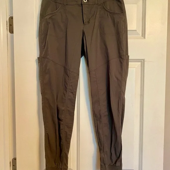 KUHL RESISTOR AIR JOGGER hiking pants size 6 REG, carbon gray color, like new! - Picture 4 of 10